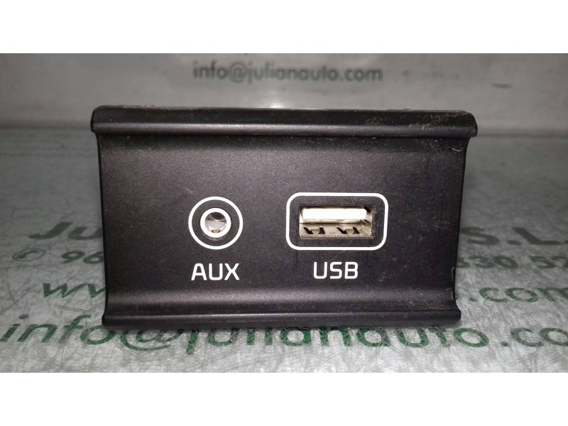 Recambio de interruptor para kia niro business referencia OEM IAM 96120G5000 G5000 AUX - USB