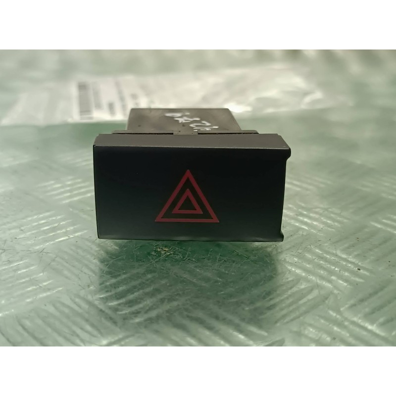 Recambio de warning para hyundai santa fe (bm) 2.2 crdi style 4x4 referencia OEM IAM 60310  6 PINES