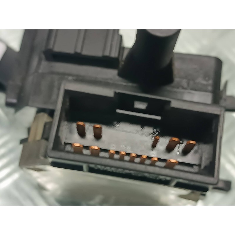 Recambio de mando luces para hyundai santa fe (bm) 2.2 crdi style 4x4 referencia OEM IAM 202004729  INTERMITENTES