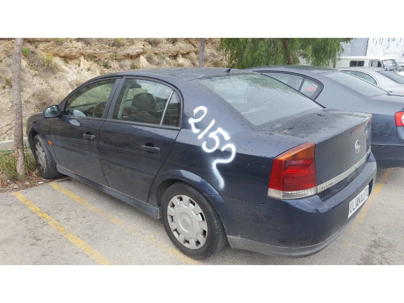 opel vectra c berlina del año 2002
