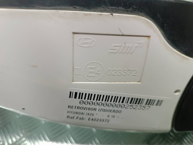 Recambio de retrovisor izquierdo para hyundai ix20 referencia OEM IAM E4023372 5 PINES ELECTRICO
