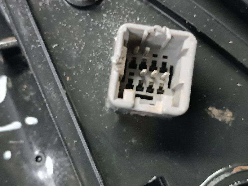 Recambio de retrovisor izquierdo para hyundai ix20 referencia OEM IAM E4023372 5 PINES ELECTRICO