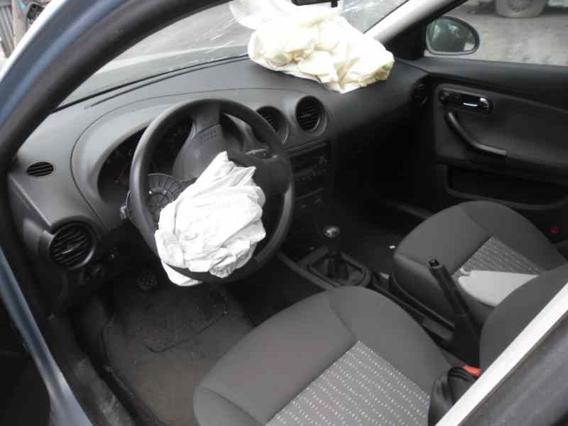 seat ibiza (6l1) del año 2005