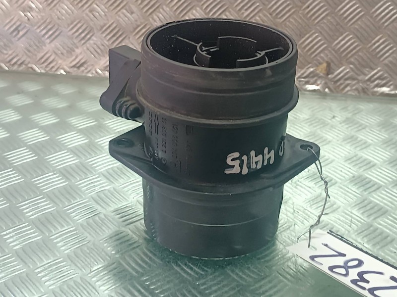 Recambio de caudalimetro para volkswagen touareg (7la) referencia OEM IAM 074906461B 5 PINES DELANTERO DERECHO
