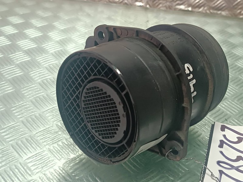 Recambio de caudalimetro para volkswagen touareg (7la) referencia OEM IAM 074906461B 5 PINES DELANTERO DERECHO