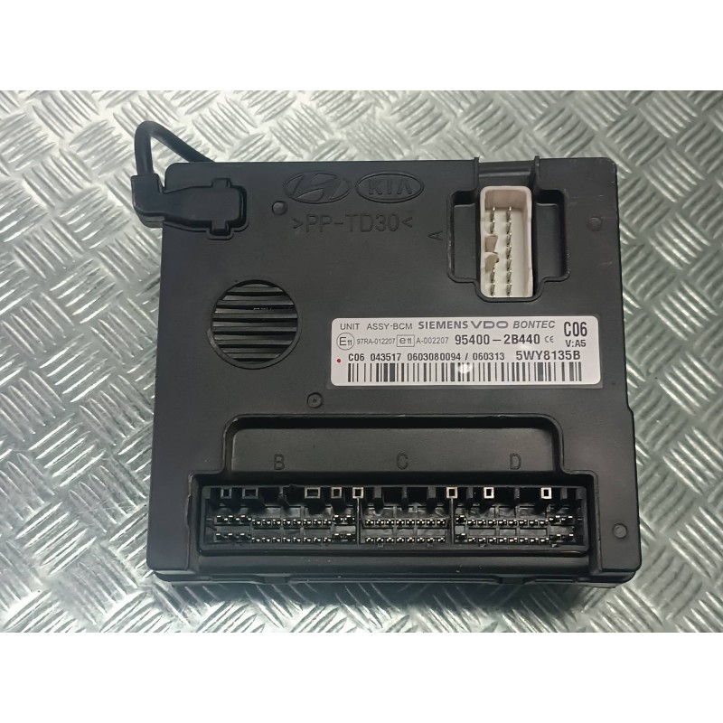 Recambio de modulo confort para hyundai santa fe (bm) 2.2 crdi style 4x4 referencia OEM IAM 954002B440  SIEMENS VDO