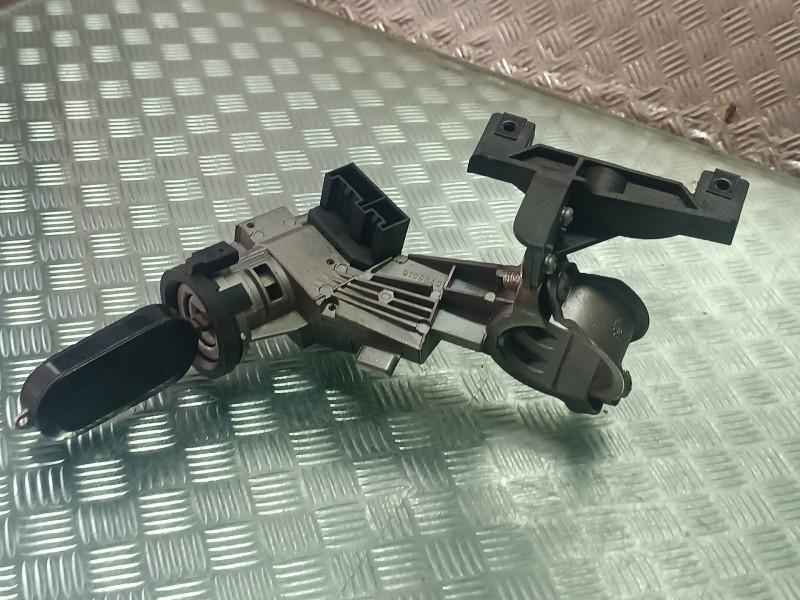 Recambio de conmutador de arranque para fiat doblo referencia OEM IAM 01098401 518131970B365 3+2 PINES