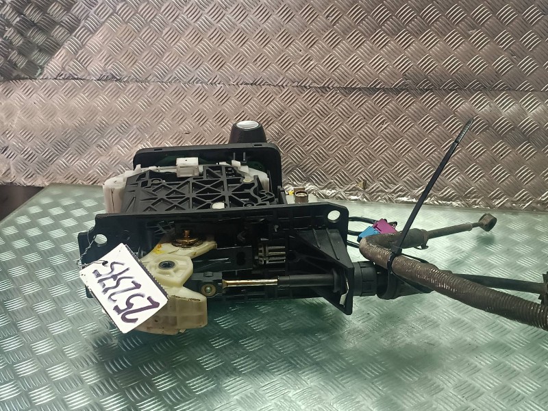 Recambio de palanca cambio para volkswagen touareg (7la) referencia OEM IAM  8200049876 AUTOMATICO