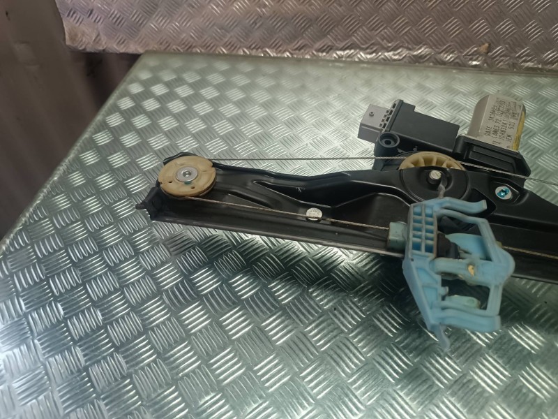 Recambio de elevalunas delantero izquierdo para fiat doblo referencia OEM IAM 51810880 6 PINES 34940080521