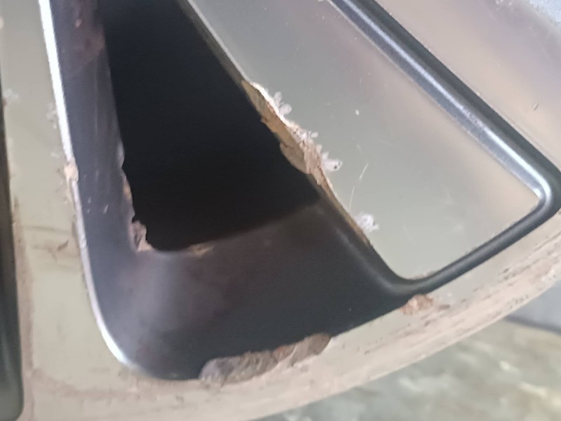 Recambio de llanta para citroen c4 picasso referencia OEM IAM 9677090377 7JX17 CH5-50