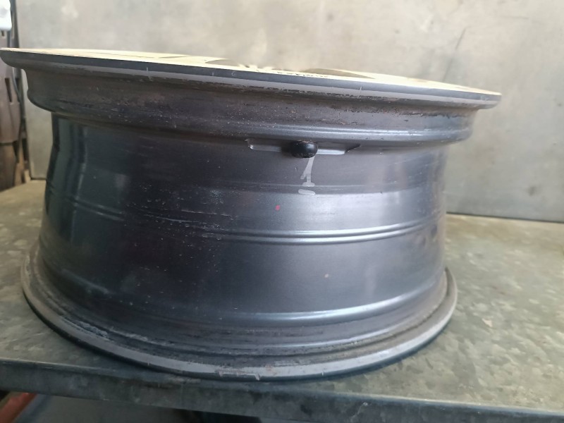 Recambio de llanta para citroen c4 picasso referencia OEM IAM 9677090377 7JX17 CH5-50