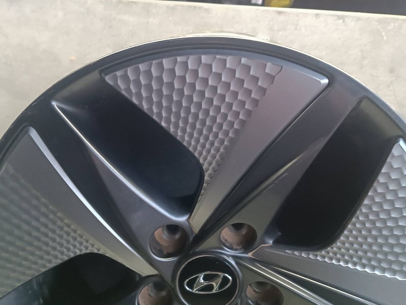 Recambio de juego llantas para hyundai ioniq 5 5 referencia OEM IAM 52910G2600 7JX17 ET53