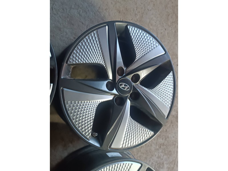 Recambio de juego llantas para hyundai ioniq 5 5 referencia OEM IAM 52910G2600 7JX17 ET53