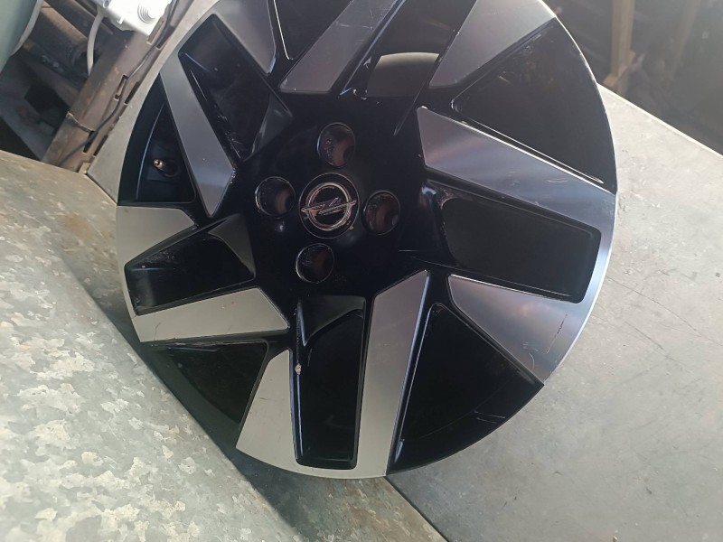 Recambio de juego llantas para opel mokka referencia OEM IAM 9835097480 6.5JX17 CH4-32 