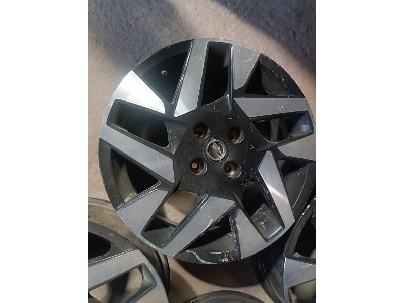 Recambio de juego llantas para opel mokka referencia OEM IAM 9835097480 6.5JX17 CH4-32 