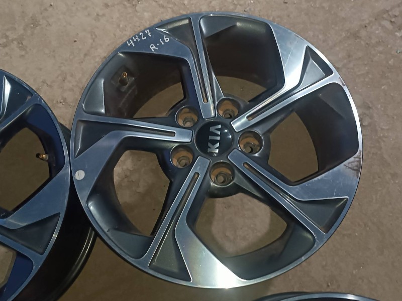Recambio de juego llantas para kia xceed referencia OEM IAM 52910J7700 6.5JX16H2 ET 40