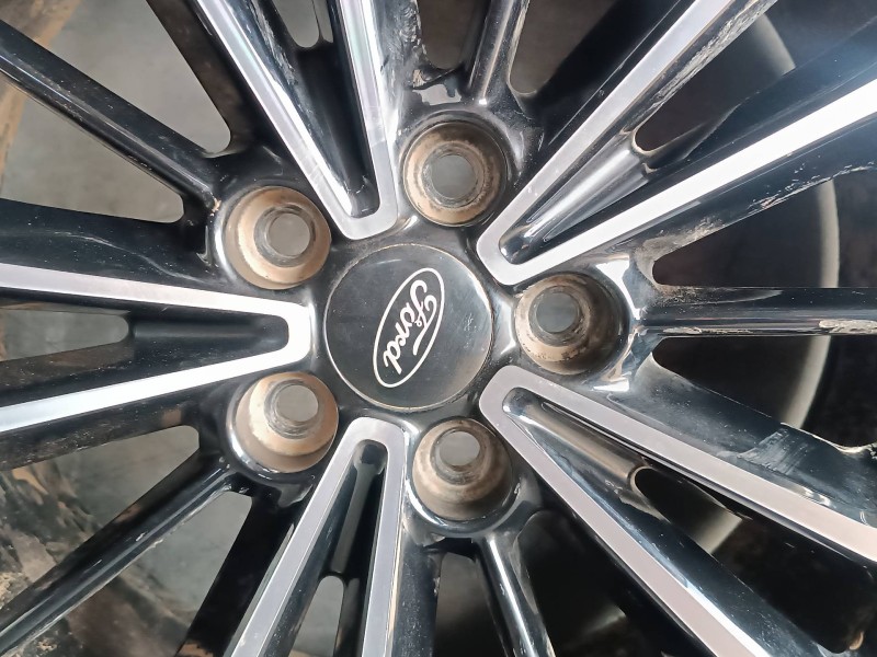 Recambio de llanta para ford focus referencia OEM IAM JX7C1007H1A E 8.0JX18H2 