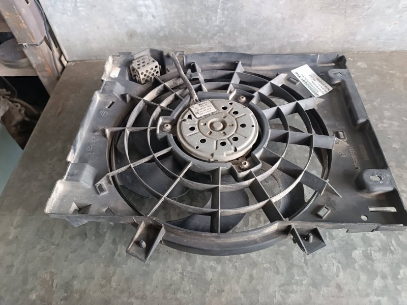 Recambio de electroventilador para opel astra gtc referencia OEM IAM 0130303302 3 PINES 13147279