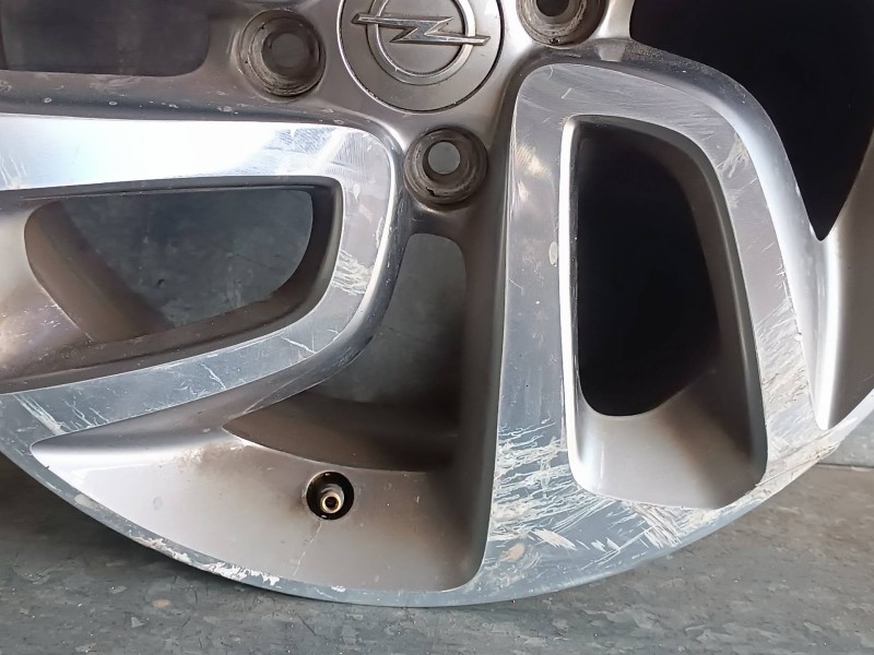 Recambio de juego llantas para opel crossland x referencia OEM IAM 39007897 16X6.5J 