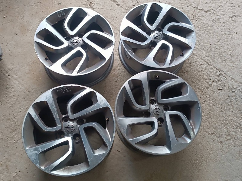 Recambio de juego llantas para opel crossland x referencia OEM IAM 39007897 16X6.5J 