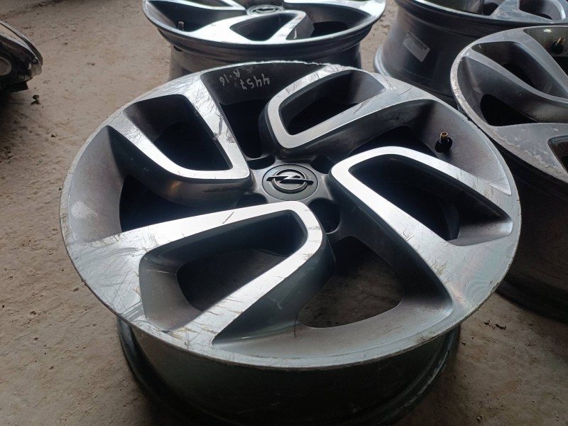 Recambio de juego llantas para opel crossland x referencia OEM IAM 39007897 16X6.5J 