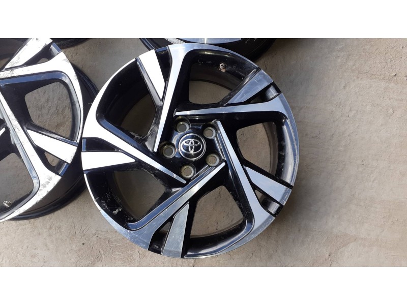 Recambio de juego llantas para toyota c-hr referencia OEM IAM GALSI7MG 18X7J CMS13055