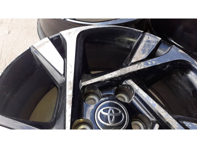 Recambio de juego llantas para toyota c-hr referencia OEM IAM GALSI7MG 18X7J CMS13055