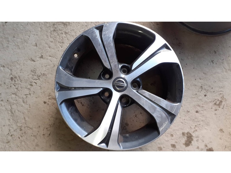 Recambio de juego llantas para nissan pulsar (c13) referencia OEM IAM JDOT3LZ3A 16X61/2J40MM 20150313H