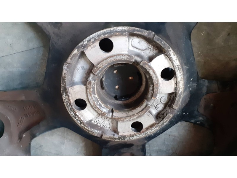 Recambio de juego llantas para ford ecosport (cr6) referencia OEM IAM GN1514B 7JX17H2 ET37.5