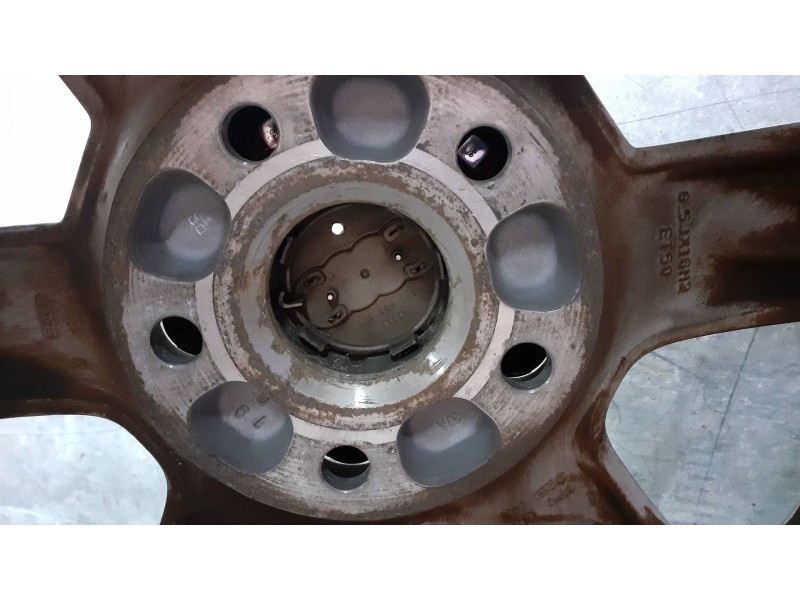 Recambio de juego llantas para audi a3 (8p) referencia OEM IAM 8P060L025AN 6.5JX16H2 5 TORNILLOS