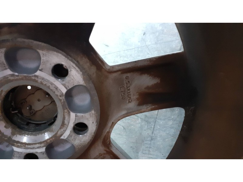 Recambio de juego llantas para audi a3 (8p) referencia OEM IAM 8P060L025AN 6.5JX16H2 5 TORNILLOS