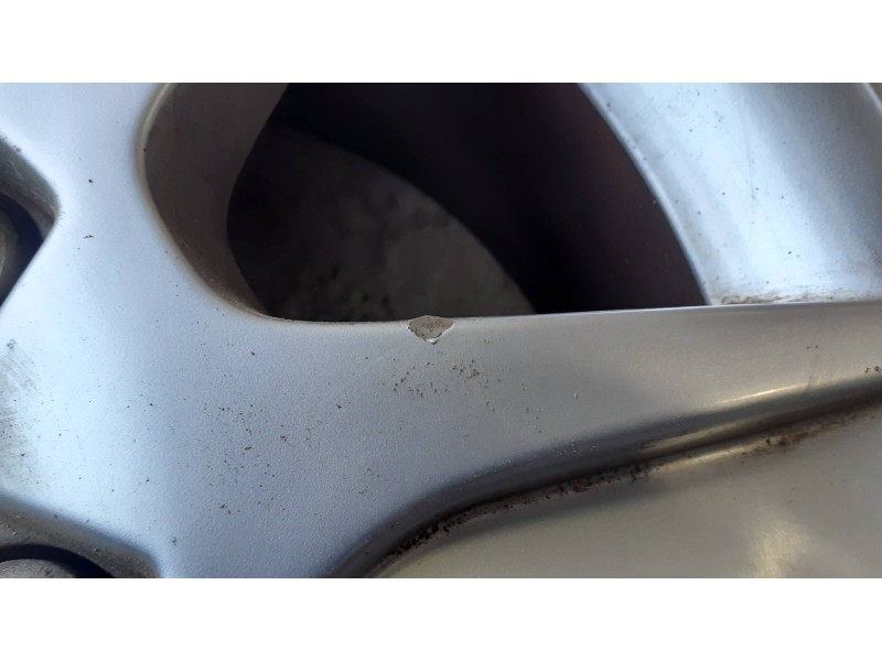 Recambio de juego llantas para audi a3 (8p) referencia OEM IAM 8P060L025AN 6.5JX16H2 5 TORNILLOS