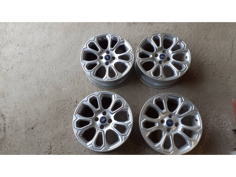 Recambio de juego llantas para ford ecosport (cr6) referencia OEM IAM GN15F6B 7JX17H2 AIS17MG