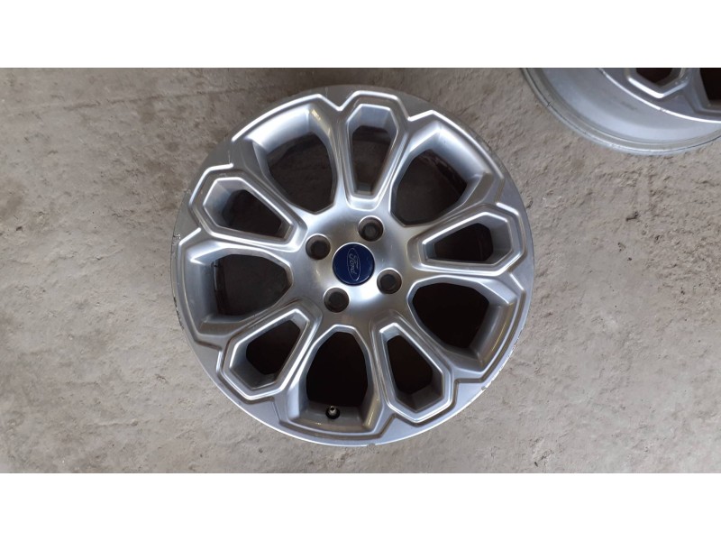 Recambio de juego llantas para ford ecosport (cr6) referencia OEM IAM GN15F6B 7JX17H2 AIS17MG
