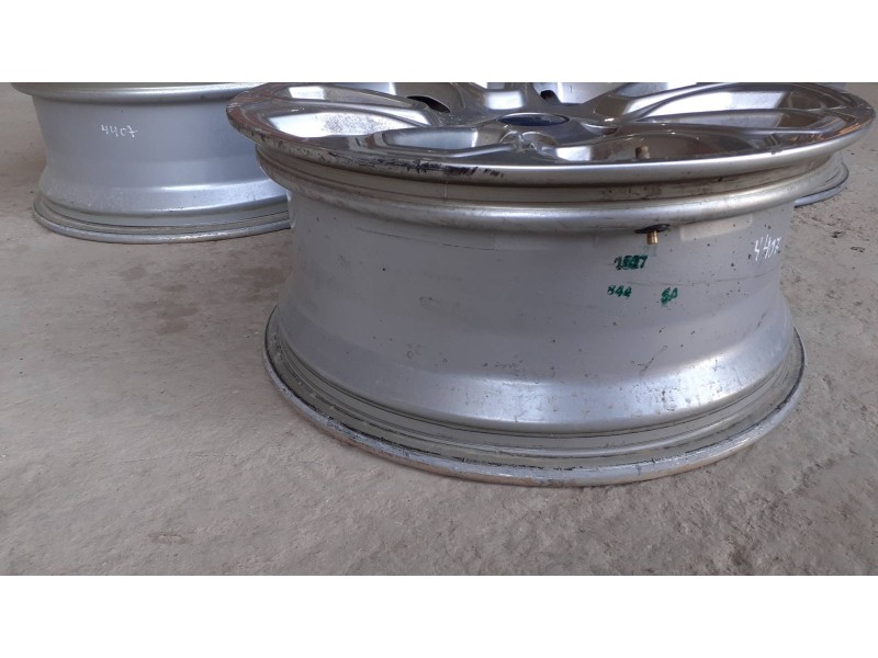 Recambio de juego llantas para ford ecosport (cr6) referencia OEM IAM GN15F6B 7JX17H2 AIS17MG