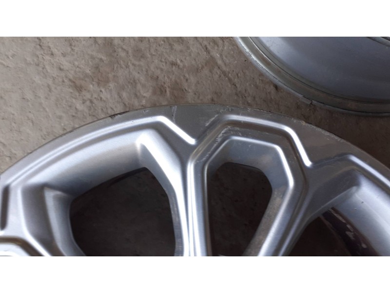 Recambio de juego llantas para ford ecosport (cr6) referencia OEM IAM GN15F6B 7JX17H2 AIS17MG