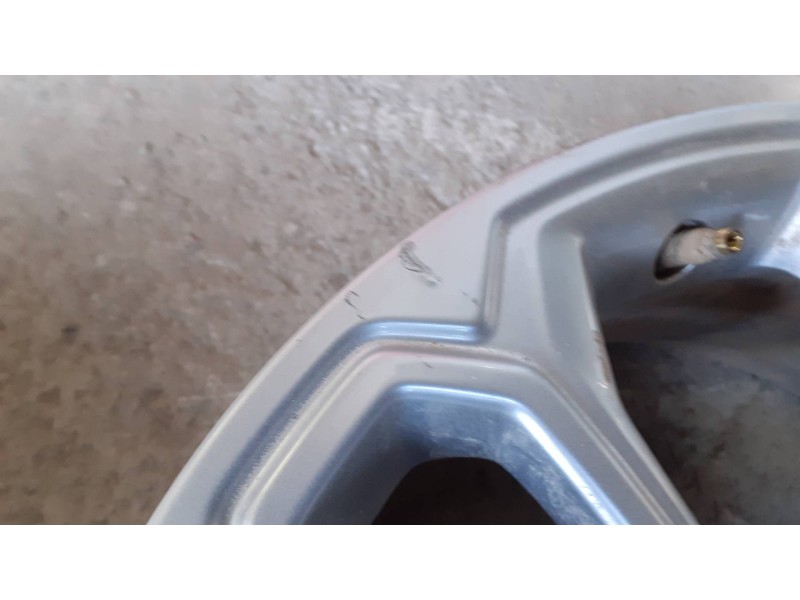 Recambio de juego llantas para ford ecosport (cr6) referencia OEM IAM GN15F6B 7JX17H2 AIS17MG