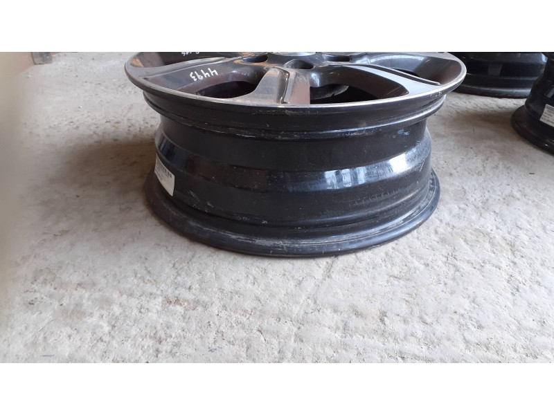 Recambio de juego llantas para hyundai ix20 referencia OEM IAM 529101K650 6.0JX16 