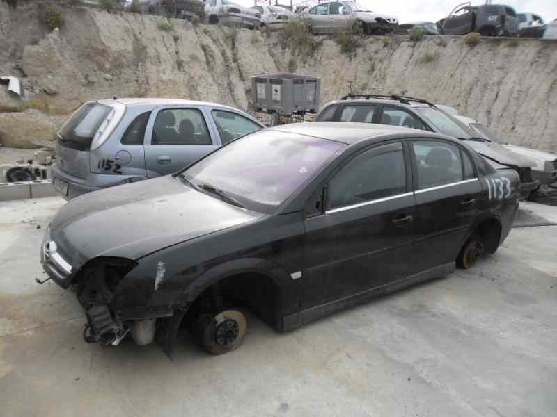 opel vectra c berlina del año 2004