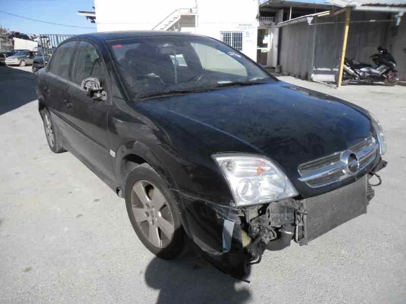 opel vectra c berlina del año 2004