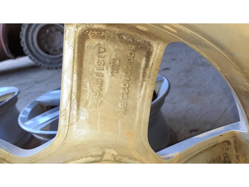 Recambio de juego llantas para volkswagen golf vii sportsvan referencia OEM IAM 5G0601025BN 6.5JX16H2 