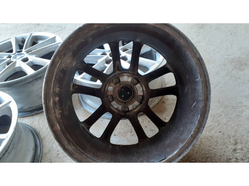 Recambio de juego llantas para ford focus lim. (cb8) referencia OEM IAM F1EG1007A1A E7.0JX16H2ET50 