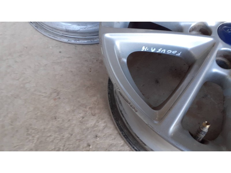 Recambio de juego llantas para ford focus lim. (cb8) referencia OEM IAM F1EG1007A1A E7.0JX16H2ET50 