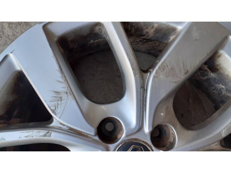 Recambio de juego llantas para renault clio iv referencia OEM IAM CMS1046 6.5JX16CH4-44  Recambio de juego llantas para renault clio iv referencia OEM IAM CMS1046 6.5JX16CH4-44