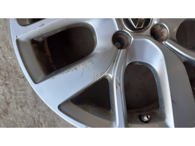 Recambio de juego llantas para renault clio iv referencia OEM IAM CMS1046 6.5JX16CH4-44  Recambio de juego llantas para renault clio iv referencia OEM IAM CMS1046 6.5JX16CH4-44