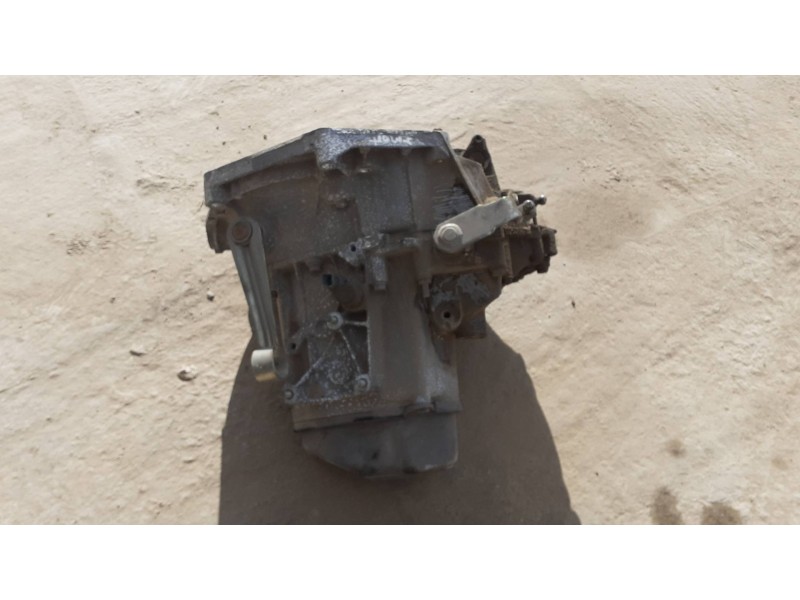 Recambio de caja cambios para peugeot 206 berlina xs referencia OEM IAM 20CP86 0010605 