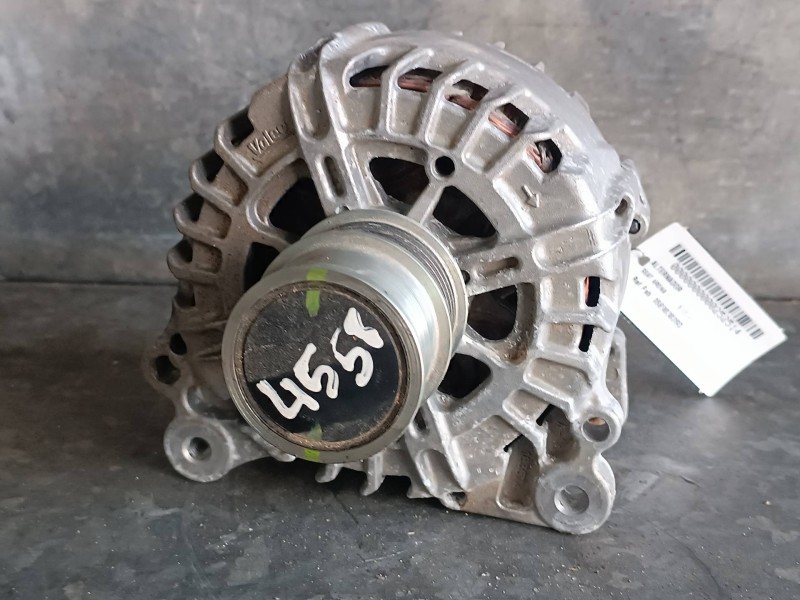 Recambio de alternador para seat arona referencia OEM IAM 05E903026Q VALEO 140A