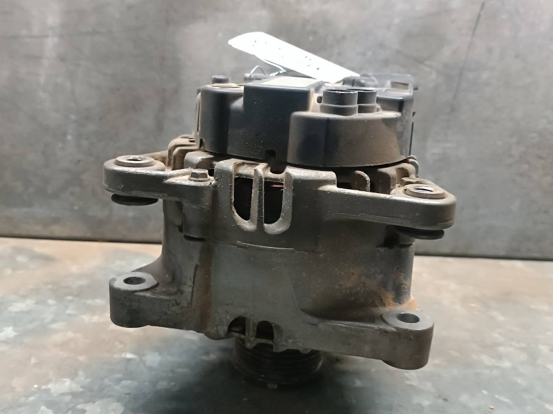 Recambio de alternador para citroen c4 picasso referencia OEM IAM 9670899580  VALEO