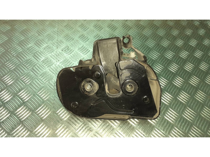 Recambio de cerradura puerta lateral izquierda para volkswagen caddy ka/kb (2k) referencia OEM IAM 2K0843603  