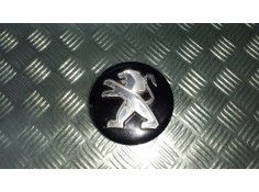 Recambio de tapacubos para peugeot 208 (p2) referencia OEM IAM 9672558477 9806697577 3 TAPAS 2